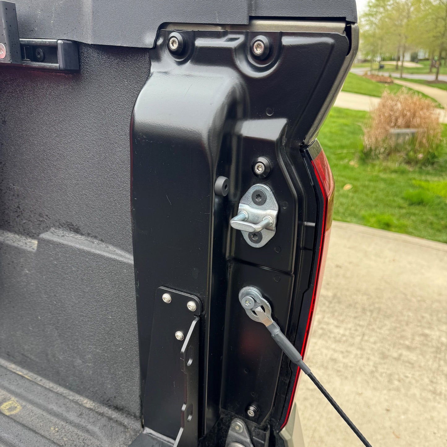 Bed Dress Up Hardware