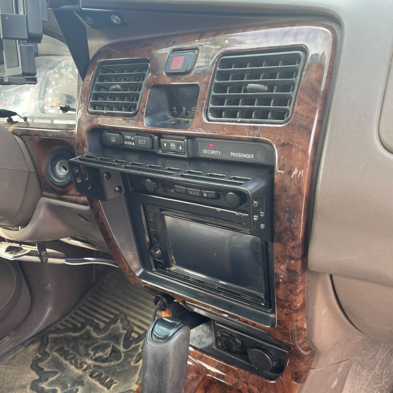 3rd Gen 4Runner Phone Dash Mount | Modular Accessory Mount (MAM) | (1996-2002)