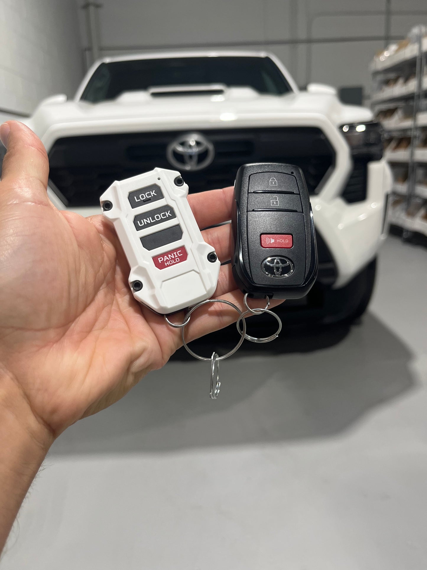 Injection Fob IF020 (2022+ Tundra / 2024+ Tacoma / 2025+ 4Runner) - ARMY GREEN