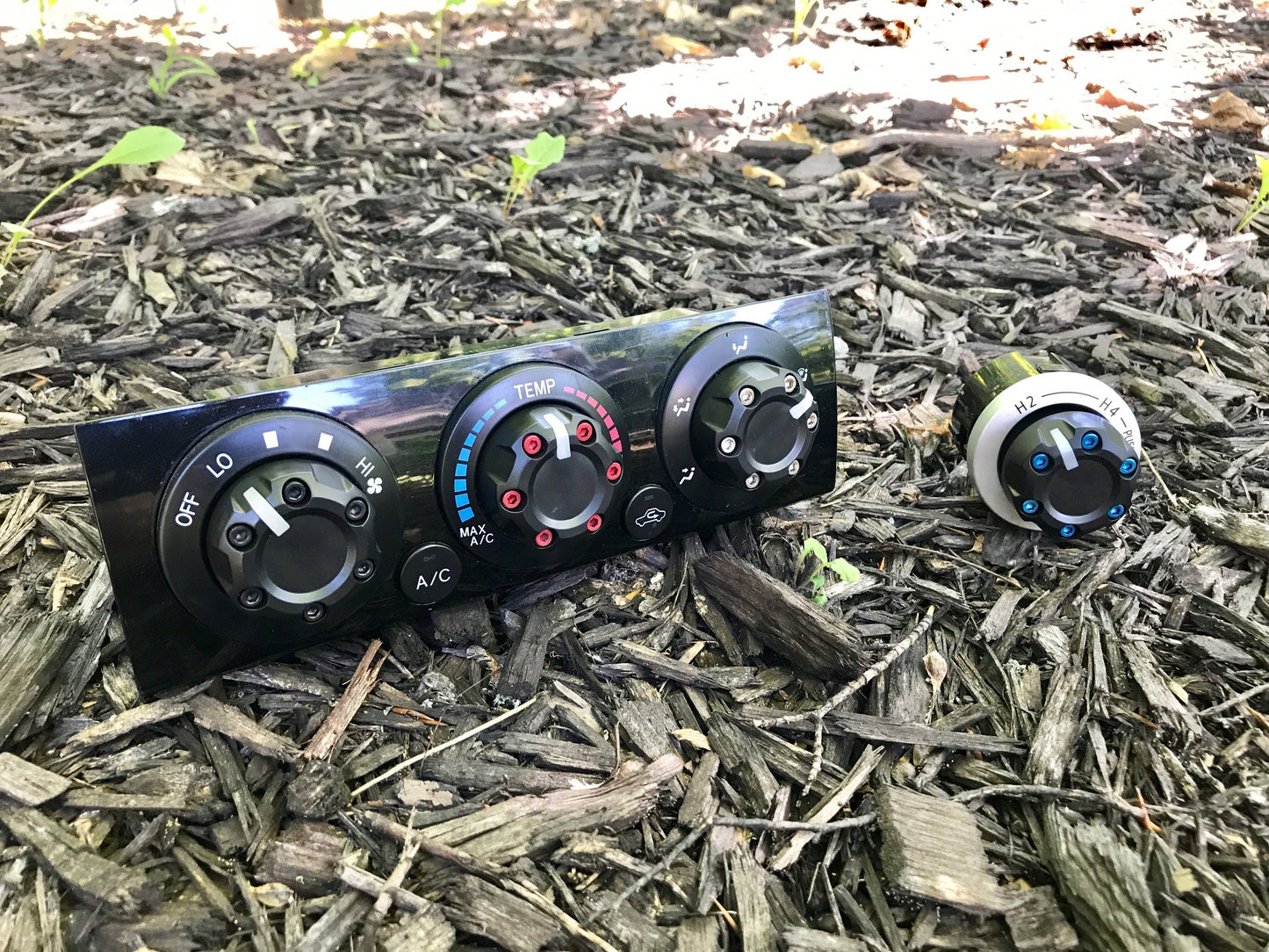 Climate Knobs (2005-2015 Tacoma) - 4 PACK - BLACK