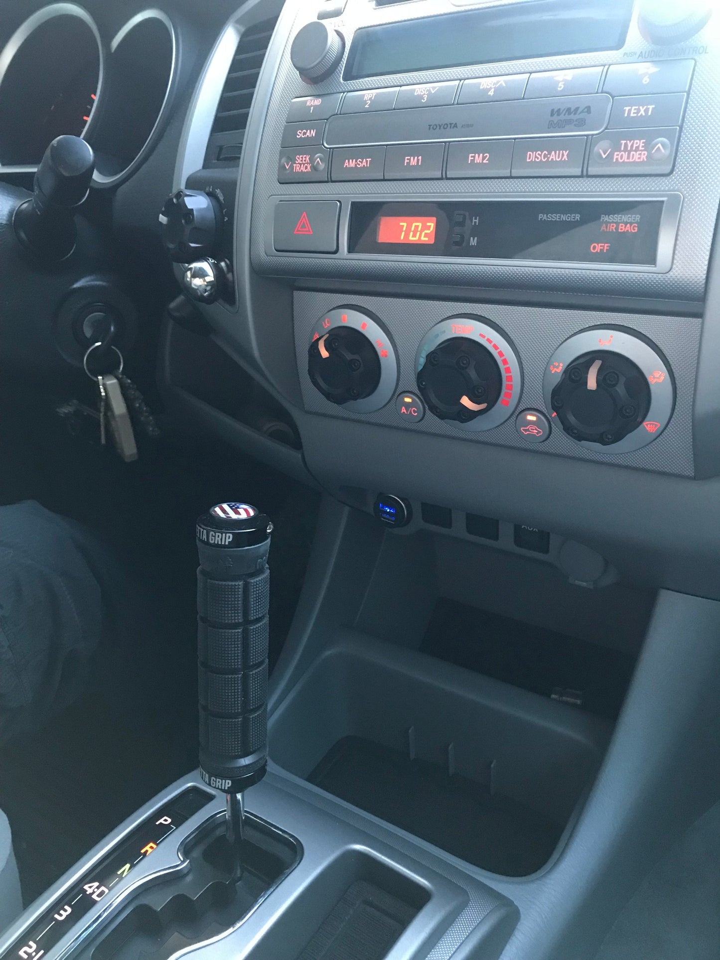 Climate Knobs (2005-2015 Tacoma) - 3 PACK - BLACK