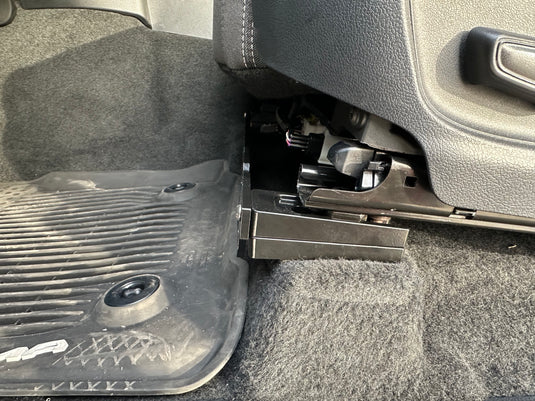 TOYOTA ADJUSTABLE FRONT SEAT JACKERS® W/OPTIONAL MMP (2024+ TACOMA)