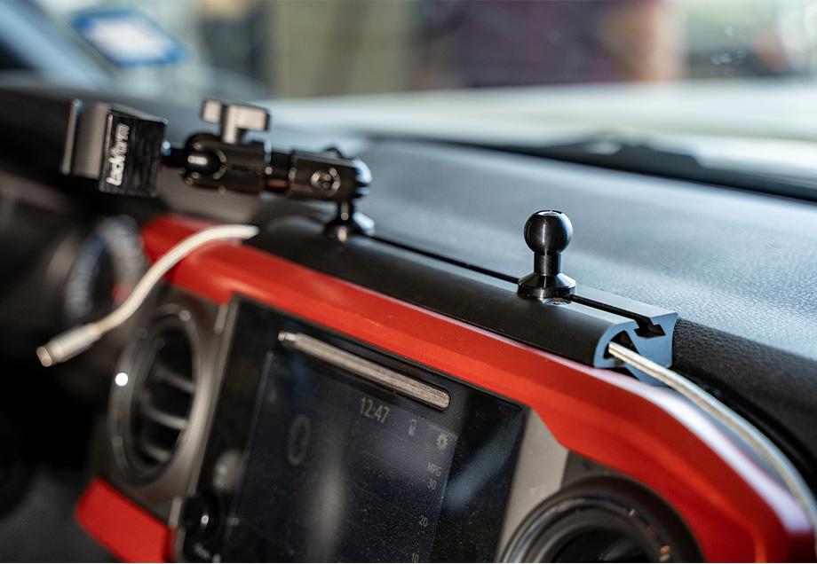 Dash Accessory Mount For 2016-2023 Toyota Tacoma